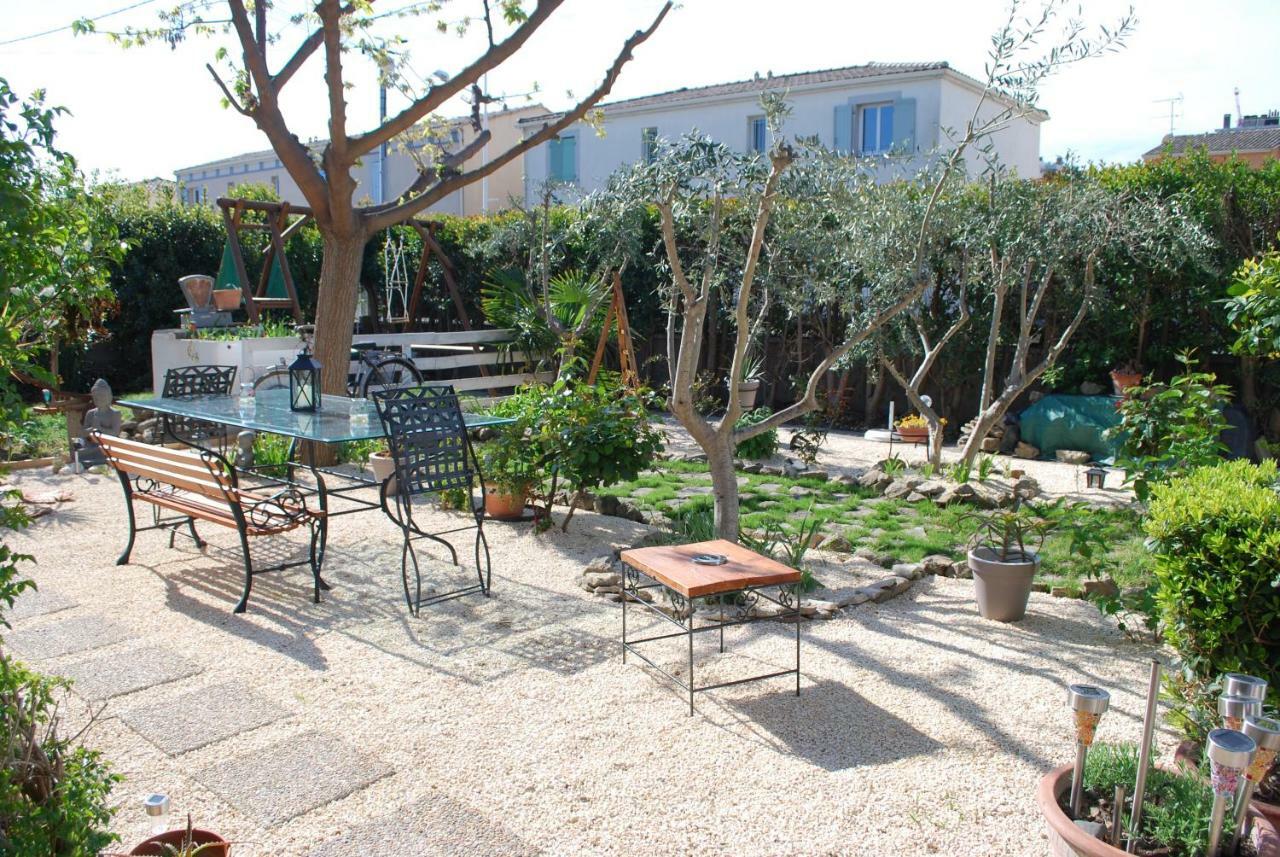Le Pitchounet Arles Exteriör bild